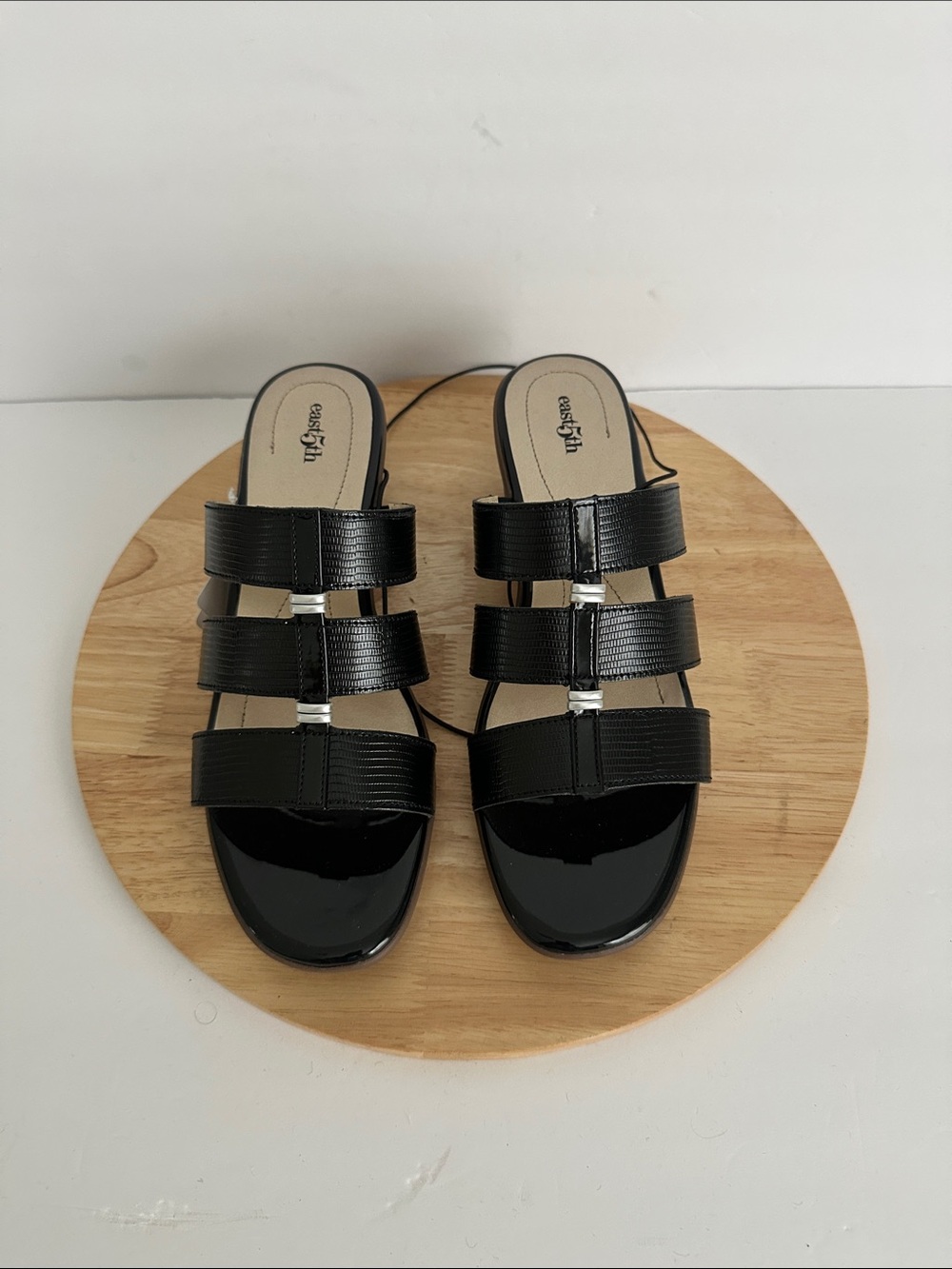 east 5th Womens Evergreen Heeled Sandals